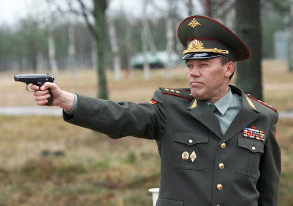 Сигнал Западу, саботирующему предложения России по урегулированию конфликта вокруг Украины, озвучил сегодня начальник Генштаба...