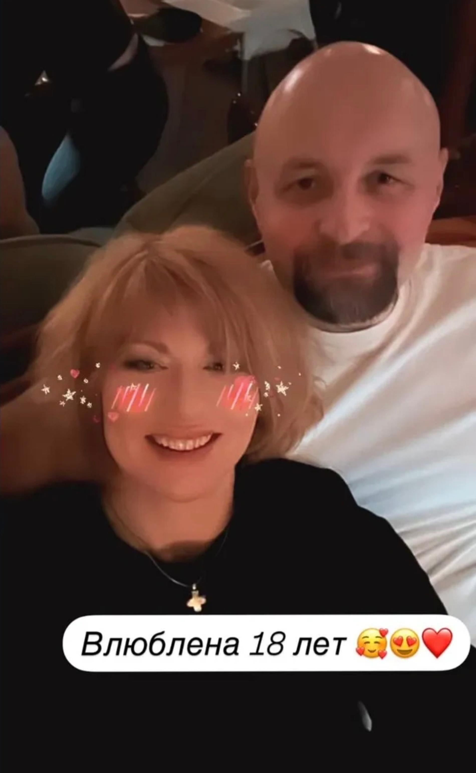 Елена Бирюкова показала редкое фото с бывшим мужем Екатерины Климовой: «Влюблена 18 лет»