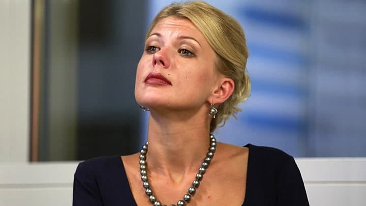 ДВОЕЧНИЦА НА ПОСТУ ЗАММИНИСТРА ПРОСВЕЩЕНИЯ. МАРИНУ РАКОВУ ВЫГОНЯЛИ ИЗ БАУМАНКИ ЗА ПЛОХИЕ ОЦЕНКИ