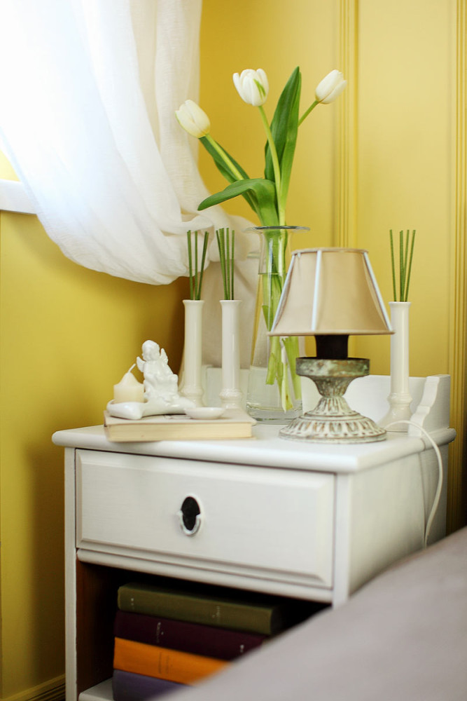 Мебель и предметы интерьера в цветах: светло-серый, белый, салатовый, бежевый. Мебель и предметы интерьера в .