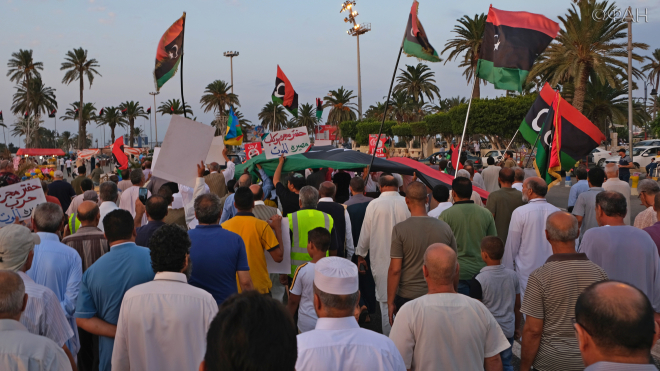 Жители Триполи требуют от ПНС решить проблемы с тяжелыми условиями жизни