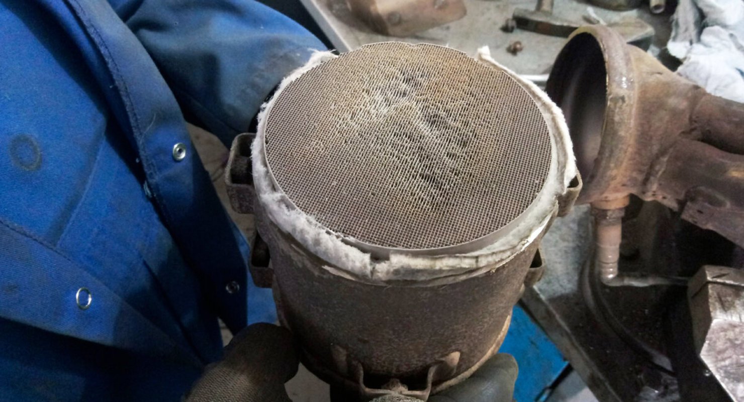 Положительные и негативные последствия удаления катализатора