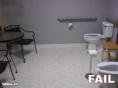 20+ фото общественных туалетов, которые доказывают, что наш мир явно не в порядке