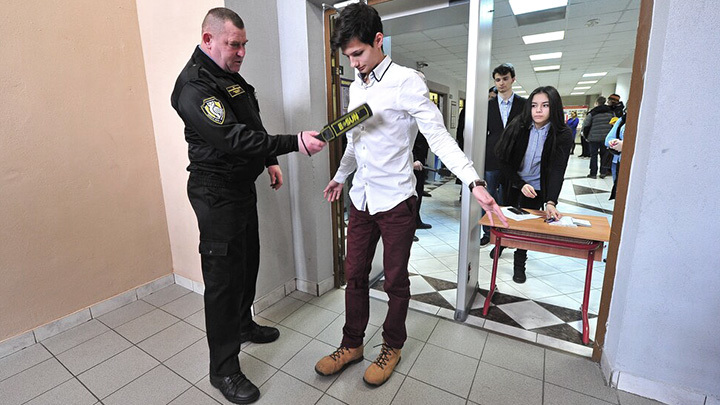 ПРОНЬКО: ПОРА ОСТАНОВИТЬ ПОЗОРНОЕ ИЗДЕВАТЕЛЬСТВО НАД ДЕТЬМИ В РОССИИ