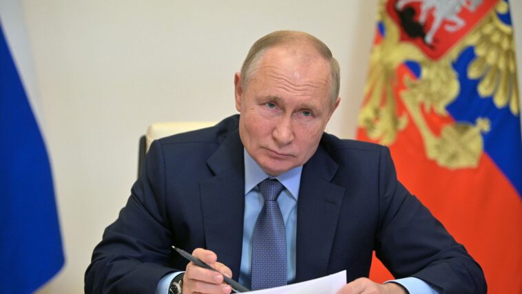 Путин: предлагаемые Западом рецепты ценностей совершенно не новы, Россия это уже проходила