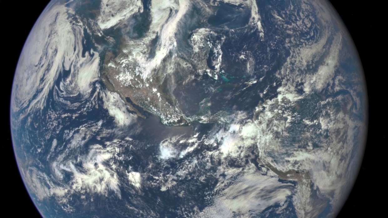 Снимки со спутника DSCOVR