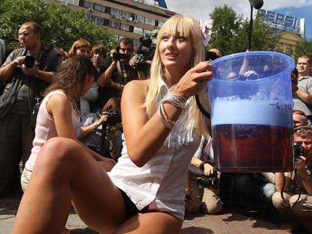 Сумасшедшие девушки девушки, прикол, сумашедшие девушки, юмор