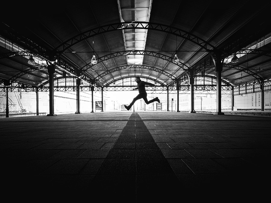 Jump the line by Benny bulke on 500px.com