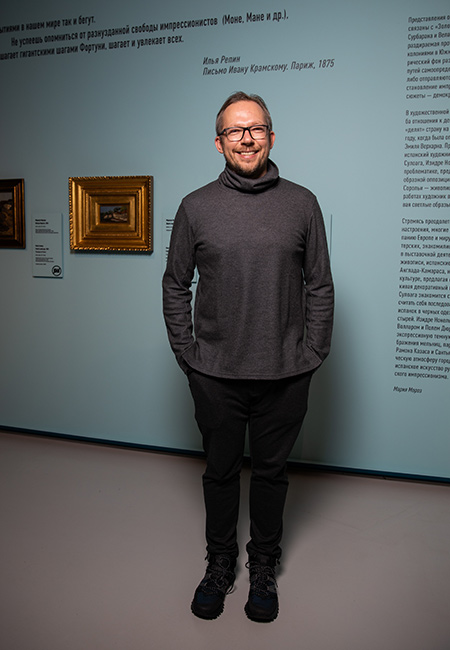 Максим Виторган и Нино Нинидзе не скрывали своих чувств на открытии выставки Максим Виторган и Нино Нинидзе не скрывали своих чувств на открытии выставки Звезды,Звездные пары