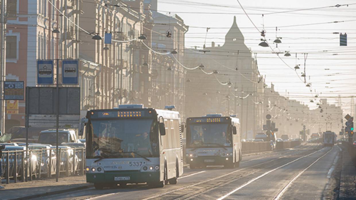 Губернатор Петербурга не смог назвать сроки запуска новых маршрутов наземного транспорта