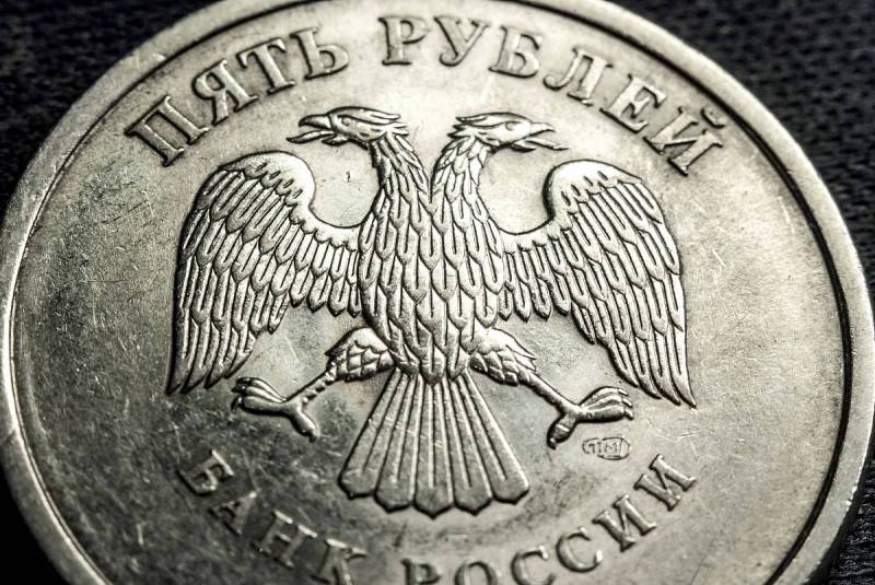 Российский рубль станет единственной денежной единицей в Херсонской области Российский рубль станет единственной денежной единицей в Херсонской области Новости