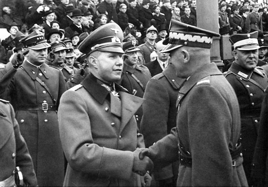 Совместный польско-немецкий парад 1938 года по случаю раздела Чехословакии