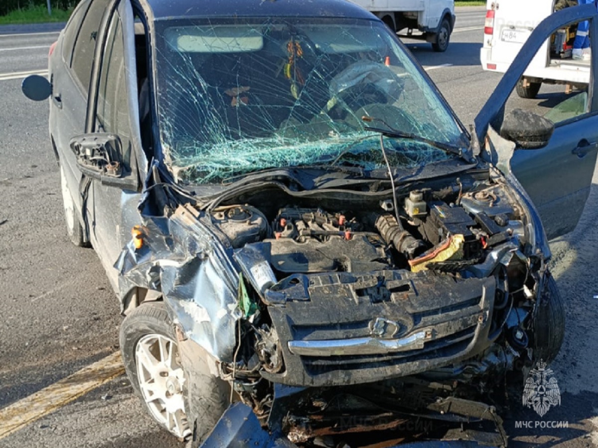 Серьезное ДТП под Выгоничами устроил 59-летний водитель ВАЗ, ранены 3 человека