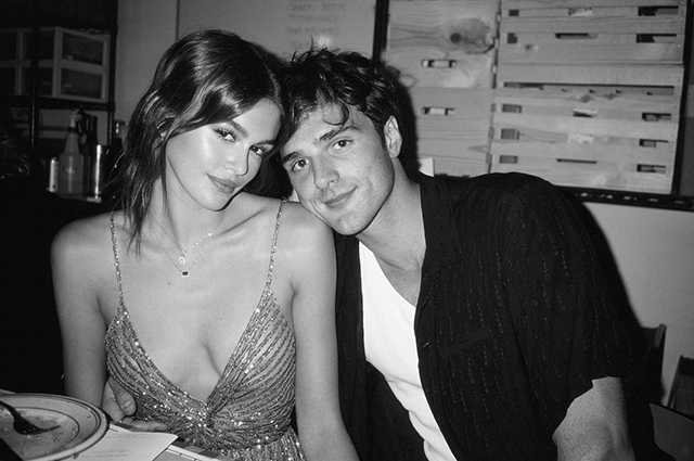 Начали новую жизнь: Кайя Гербер встречается с Остином Батлером, а ее экс-возлюбленный Джейкоб Элорди — с инстамоделью Оливией Джейд Начали новую жизнь: Кайя Гербер встречается с Остином Батлером, а ее экс-возлюбленный Джейкоб Элорди — с инстамоделью Оливией Джейд Звездные пары