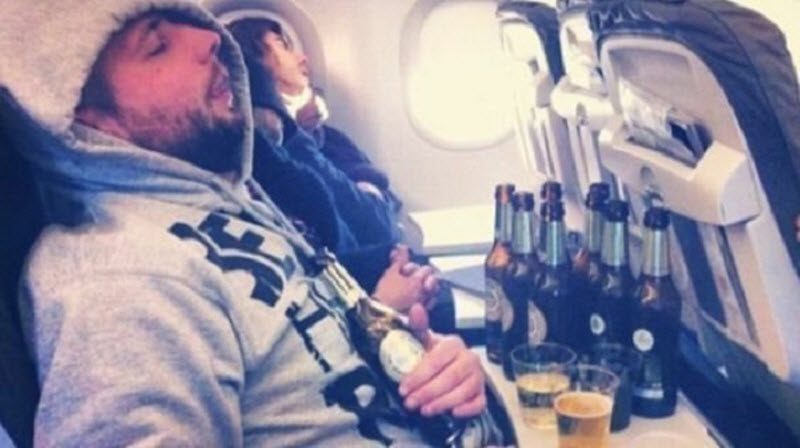 Подборка ситуаций, которые превращают перелет в сущий кошмар авиатур