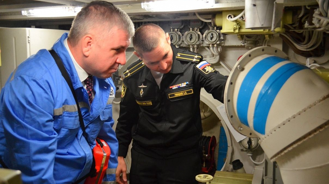 УБИЙЦЕ ДАЛИ УЙТИ: СТРАННЫЕ ДЕВЯТЬ ЧАСОВ ПОСЛЕ РАССТРЕЛА КАПИТАНА-ПОДВОДНИКА РЖИЦКОГО г,Санкт-Петербург [1414662],Краснодарский край [294673],расследование,респ,Крым [1434425],россия