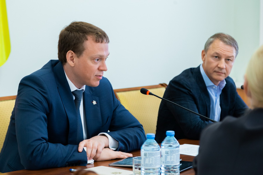 Павел Малков обсудил вопросы развития региона и Рязани с депутатами фракций партии «Единая Россия»