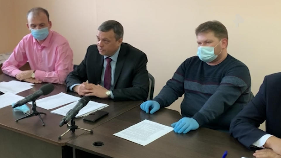 Военные врачи открыли в Хакасии мобильный госпиталь для борьбы с COVID