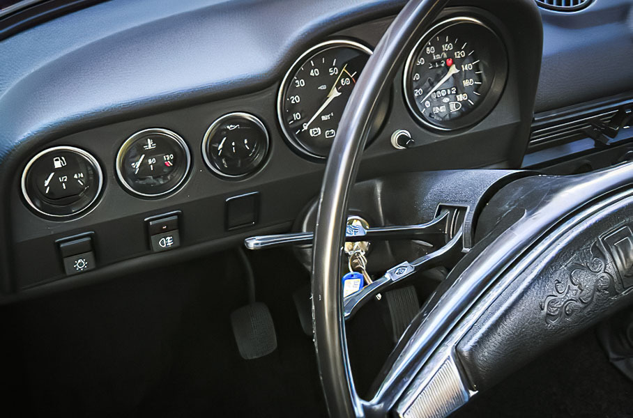 В России продают 26-летнюю «Шестерку» с заводскими пломбами по цене нового BMW X3 В России продают 26-летнюю «Шестерку» с заводскими пломбами по цене нового BMW X3 Новости