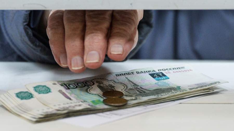 Две пенсии получат россияне в декабре: даты и подробности