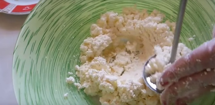 как приготовить сырники из йогурта
