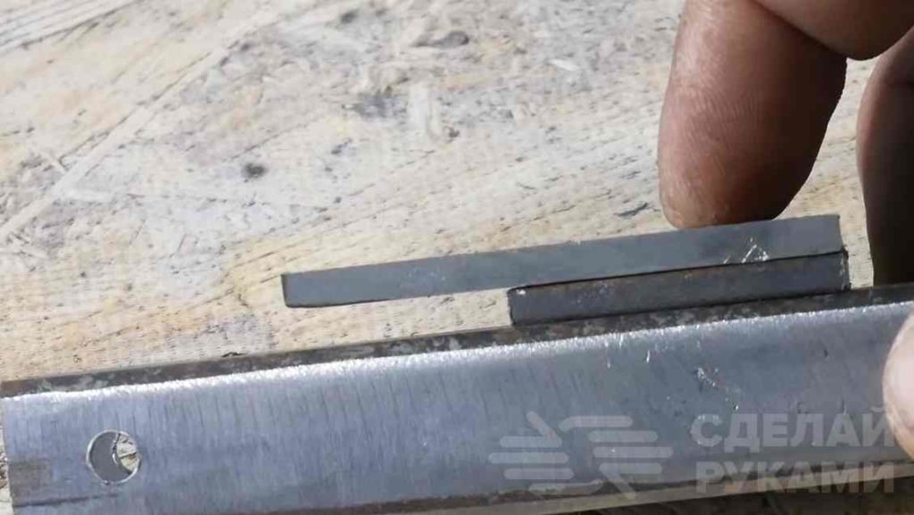 Простой самодельный пробойник из профильной трубы самоделкин