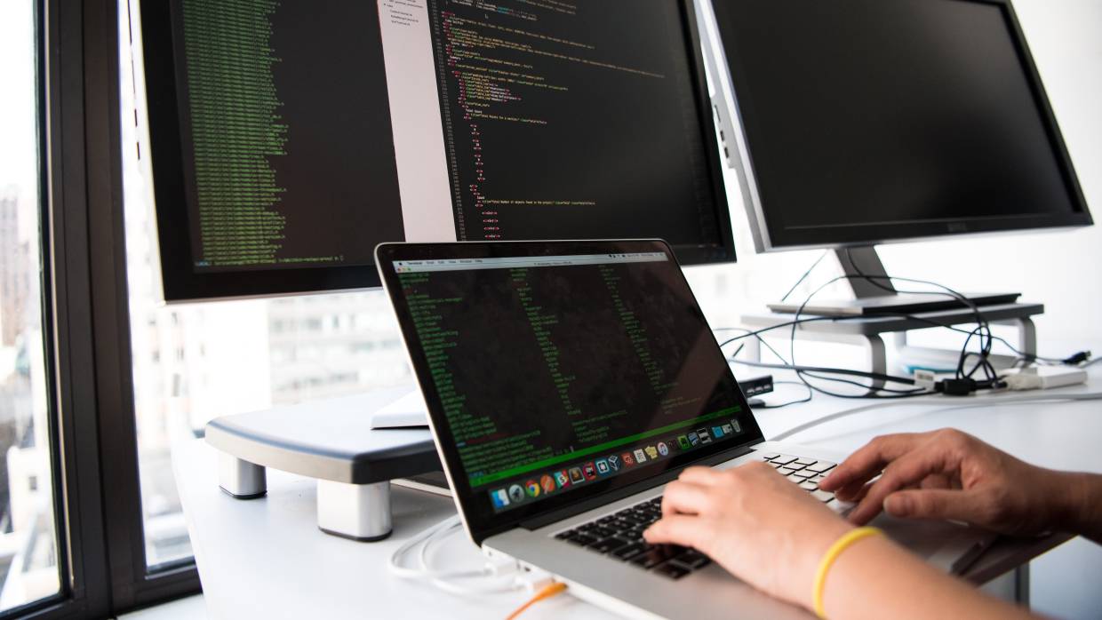 Падение IQ: Санкт-Петербург вновь не попал в рейтинг «умных» городов Общество