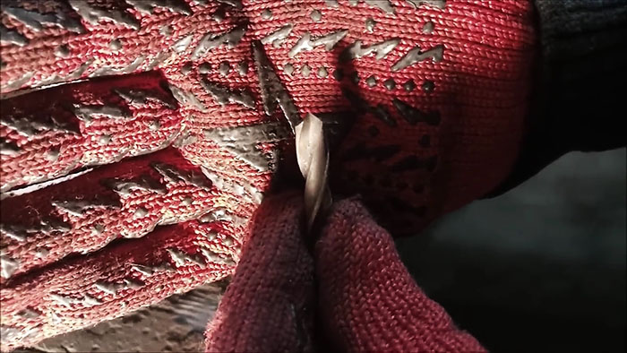 Как самому правильно заточить сверло вручную Как самому правильно заточить сверло вручную заточить сверло