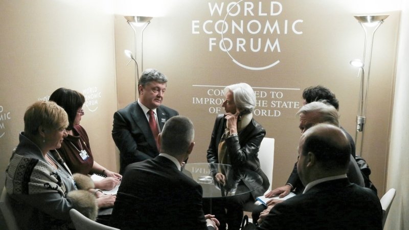 Азаров о судьбе многомиллиардного долга Киева: Без помощи МВФ погасить невозможно