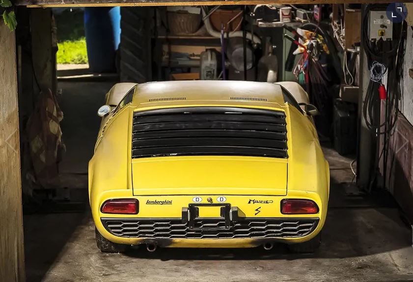 В старом сарае нашли Lamborghini за 1 млн фунтов стерлингов В старом сарае нашли Lamborghini за 1 млн фунтов стерлингов Марки и модели,ретро