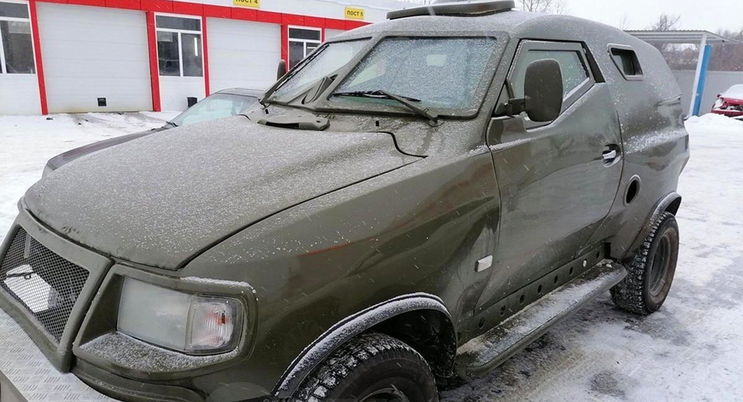 Броневик АС-1925 «Онега» - инкассаторская машина, переделанная в семейный седан