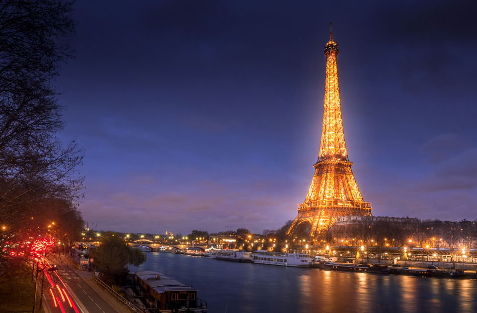 Вечерний Париж, в который нельзя не влюбиться Парижу, вошел, вознесся, Антона, фотографа, российского, Проект, Парижа, современного, карточки, визитной, башни, Эйфелевой, шпиль, через, посвященный, фонтаны, парки, появились, трущоб