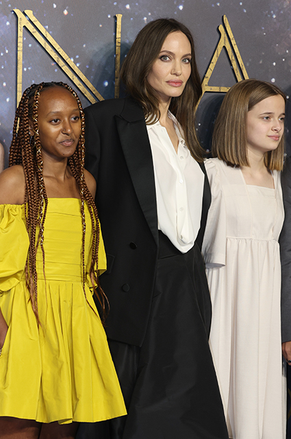Анджелина Джоли с детьми, Сальма Хайек с дочерью и другие на премьере фильма 