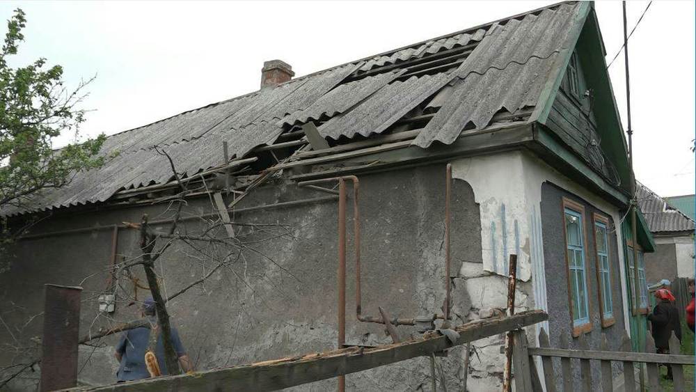 В ЛНР поврежден жилой дом из-за обстрела ВСУ