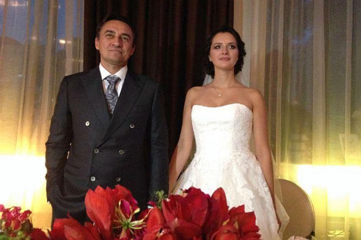 Измены, алкоголизм и позднее отцовство: как сложилась личная жизнь актеров фильма «О чем говорят мужчины» актер, актера, женой, дочерью, жизни, Ростислав, Ларин, говорят, время, второй, стали, Александр, развод, Барац, стала, вместе, фильме, будет, Рыжкова, Демидов