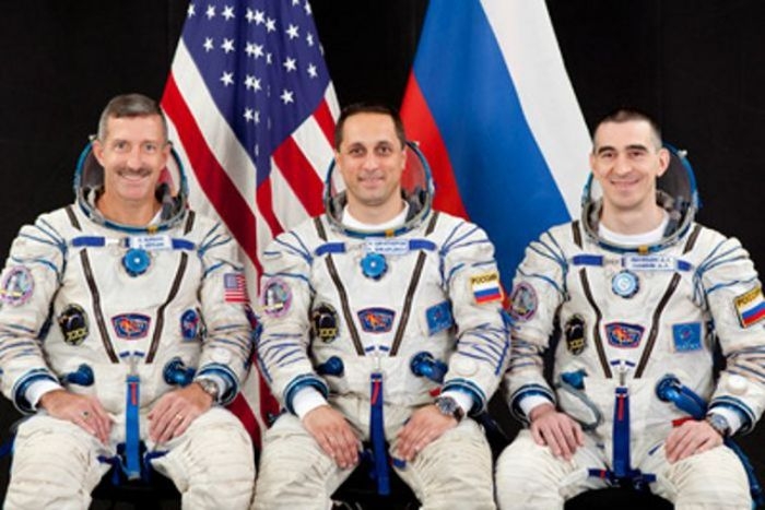 «Батут» не сработал: США бронирует для своих астронавтов места в «Союзе»