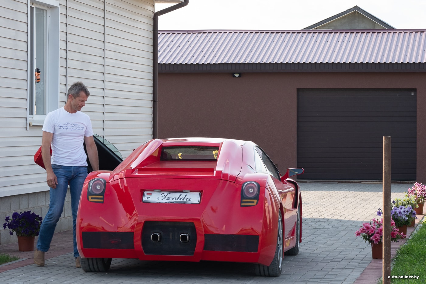 «Не удалось накопить на Ferrari, потому построил ее сам». Красная «Изольда» из белорусской провинции «Не удалось накопить на Ferrari, потому построил ее сам». Красная «Изольда» из белорусской провинции авто,авто и мото,автомобиль,автоновости,видео