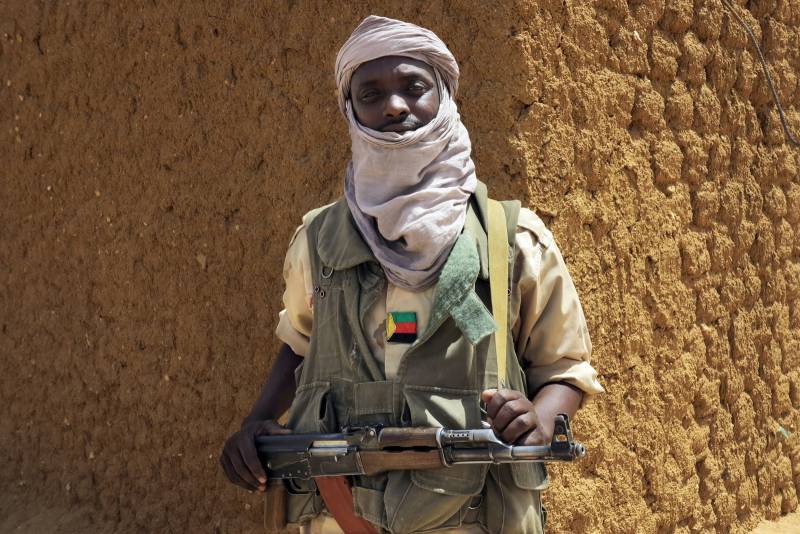 Мали: борьба с террористами и война за ресурсы. Туарегский фактор геополитика