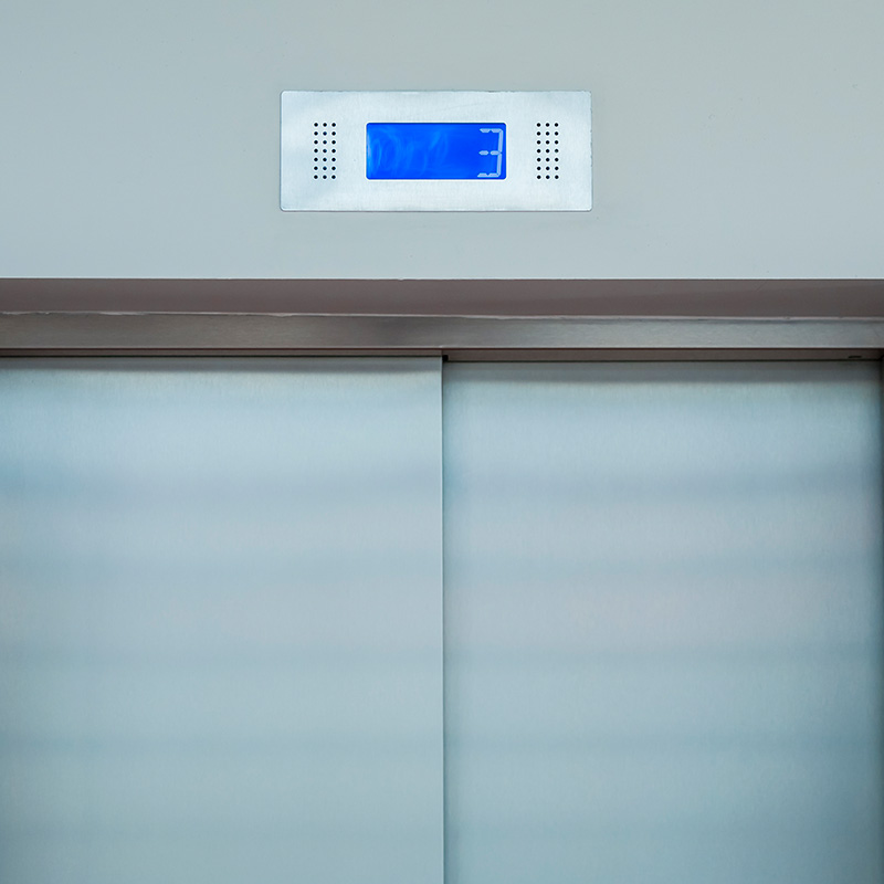 Как Тот-Кто-Наверху перекладывает карты: 2 занятных истории из жизни