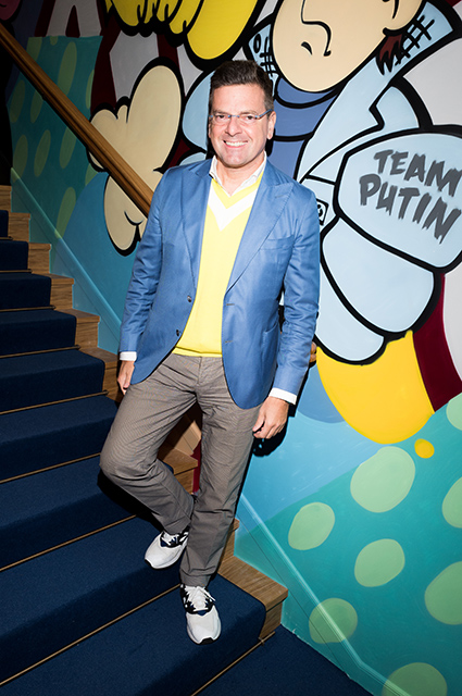 Дарья Коновалова, Яна Рудковская, Евгений Плющенко и другие на открытии pop-up-магазина Aizel x Team Putin Светская жизнь