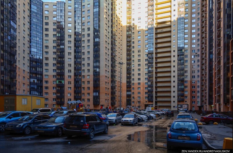 35 подъездов, 3708 квартир и огромная парковка вместо двора   жилье,о недвижимости,Россия,  урбанизация