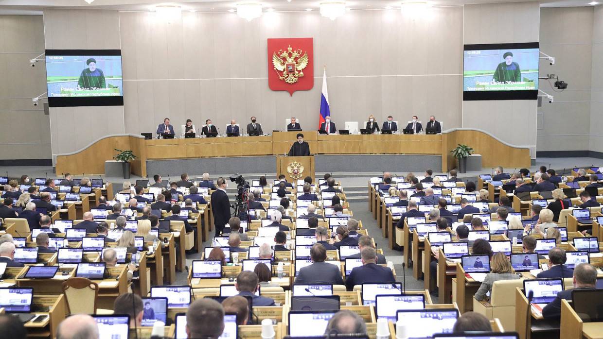 Депутаты Госдумы готовы поддержать закон о штрафе за сравнение СССР с нацистской Германией