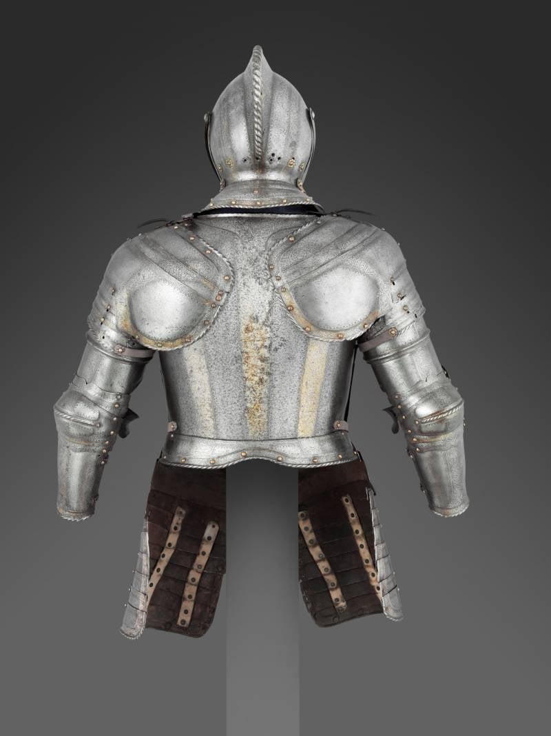 Шлемы и доспехи: Филадельфийский музей искусств история,оружие