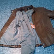 Реставрация подкладки у пиджака
