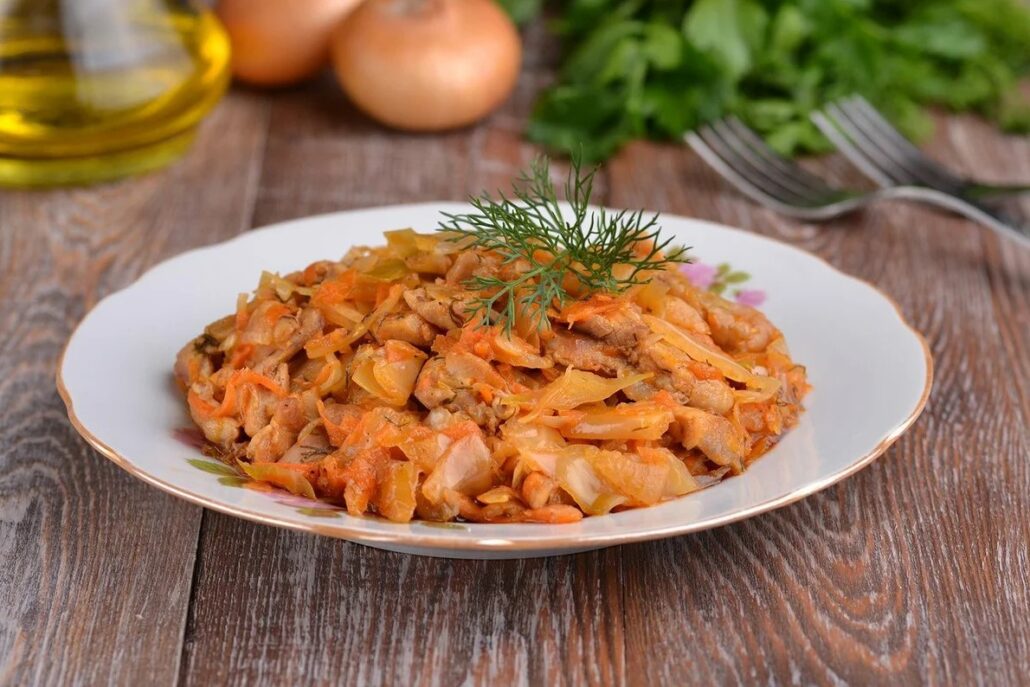 Солянка из капусты в мультиварке