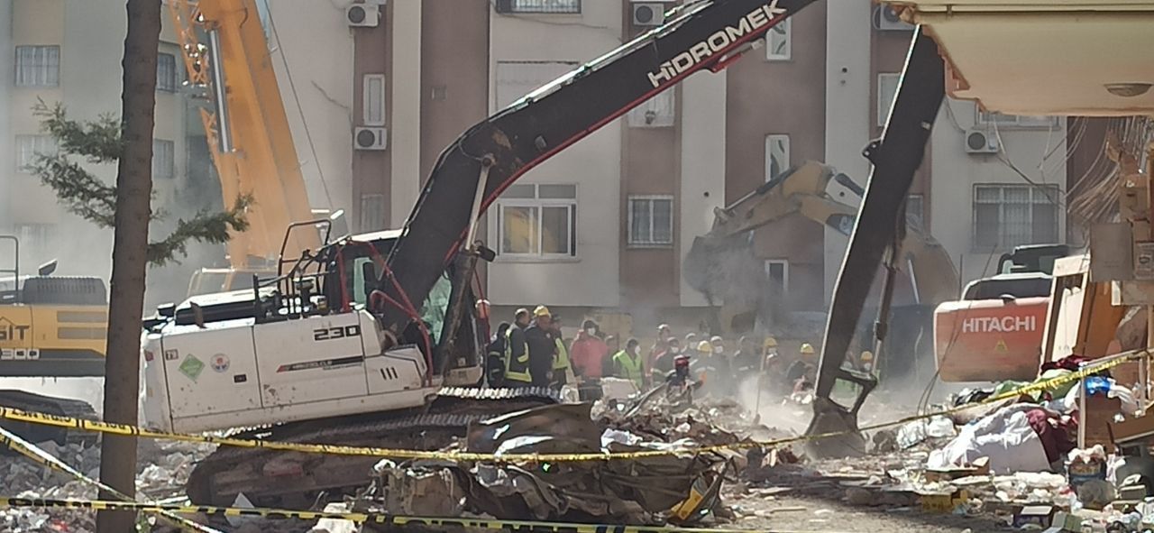 Мэра уничтоженного землетрясением турецкого города Нурдагы задержали