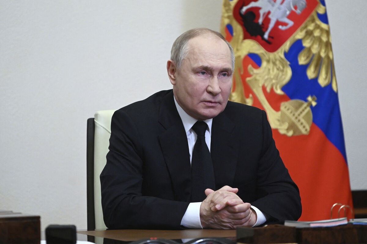 Путин: в Оренбургской области сложилась наиболее сложная ситуация из-за паводков