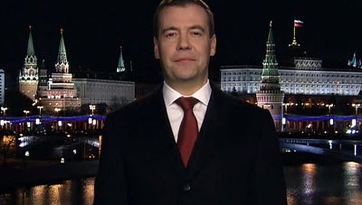 Семикратное поздравление Медведева. СССР, история, россия
