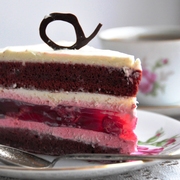 Красный (черный) бархат (лес)