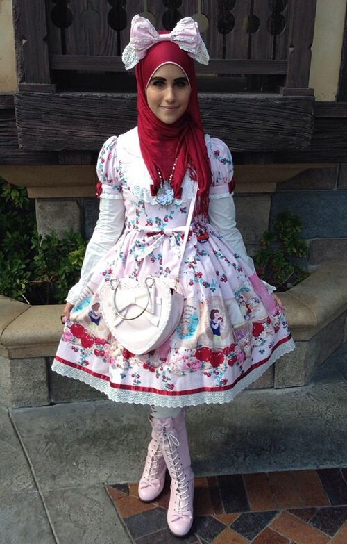 Хиджаб и сбоку бантик: мусульманские лолиты Хиджаб и сбоку бантик: мусульманские лолиты мода,мода и красота,стиль